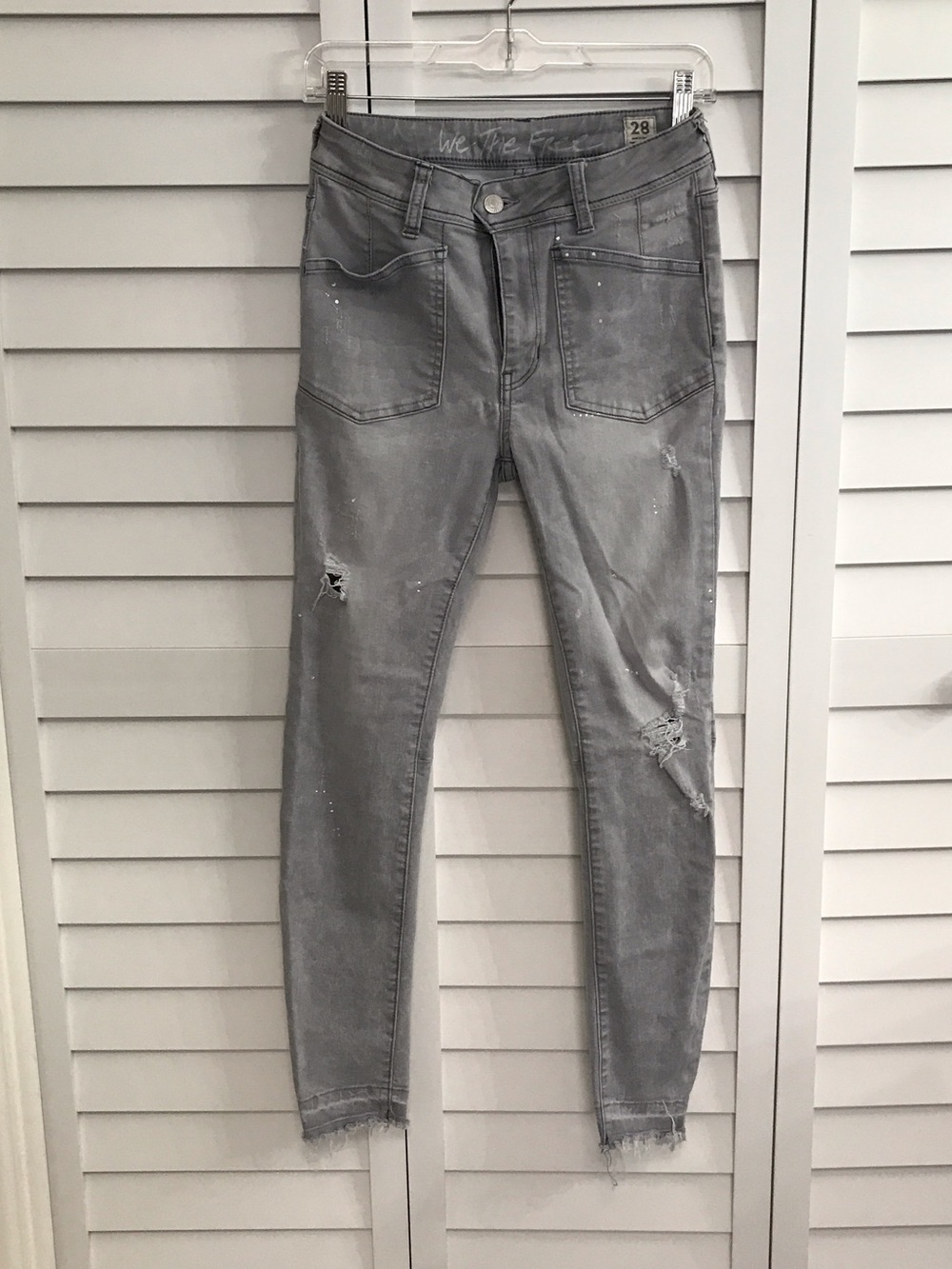 We The Free Gray Distressed Skinny Jeans
